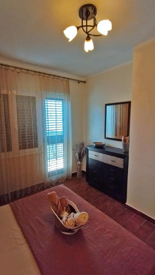 ריסאן Apartments Aleksandra מראה חיצוני תמונה